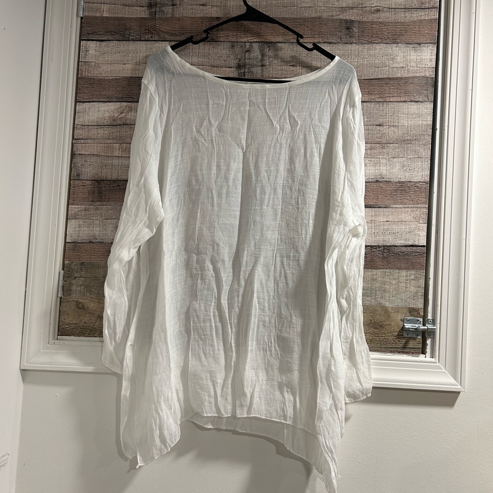 NWOT White Linen Lightweight Shirt